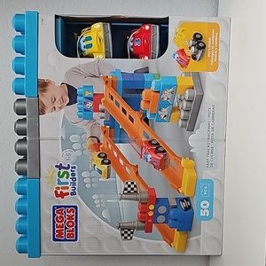 Mega blocks first builders raceway
